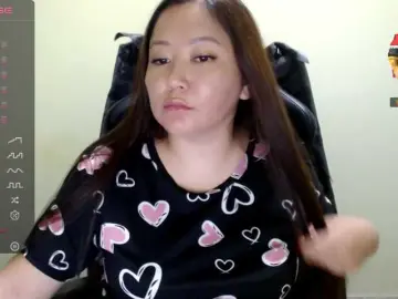 LisaAsianFlower  live sex cam