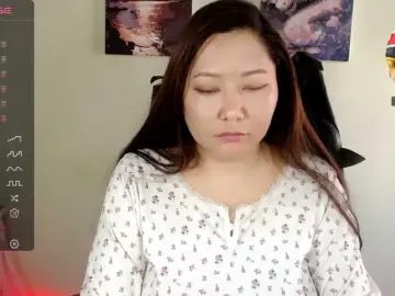 LisaAsianFlower  live sex cam
