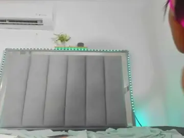 Marianaroot  live sex cam