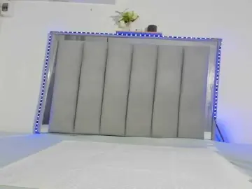 Marianaroot  live sex cam
