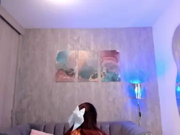MelanieHudson  live sex cam