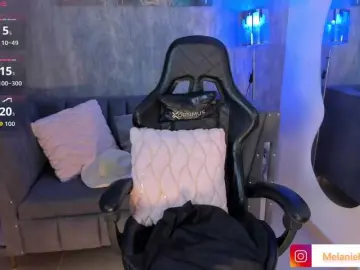 MelanieHudson  live sex cam