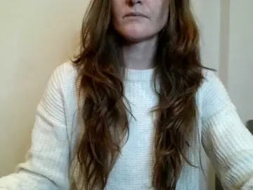 MilfNadia  live sex cam