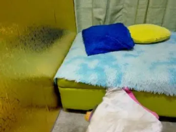 XxLoveOneHeart  live sex cam