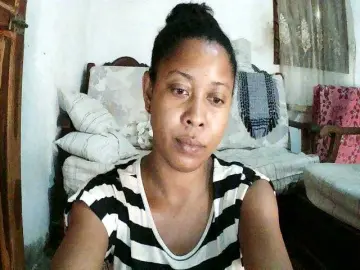 FredahSannie  live sex cam