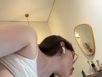 KellyyBeryy  live sex cam