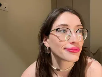 KellyyBeryy  live sex cam