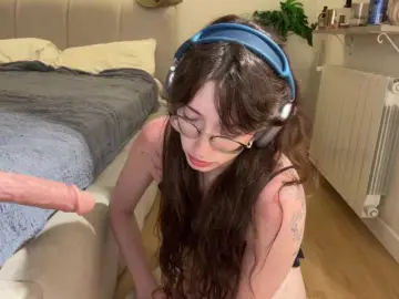 KellyyBeryy  live sex cam