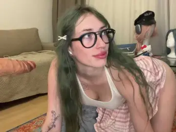 KellyyBeryy  live sex cam