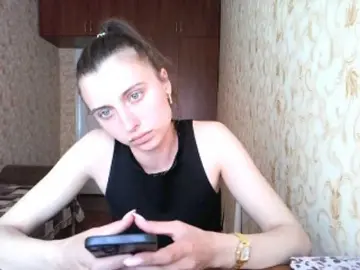 MilaBels  live sex cam