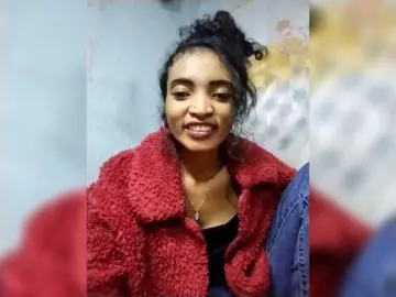 Shanya12  live sex cam