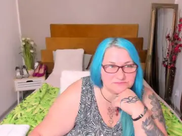 SweetBoobsM  live sex cam