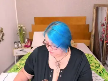 SweetBoobsM  live sex cam