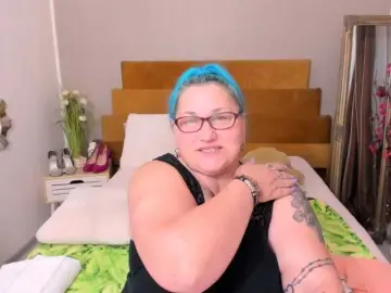 SweetBoobsM  live sex cam