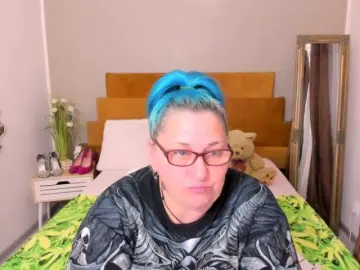 SweetBoobsM  live sex cam
