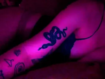 Daisymayfair6  live sex cam