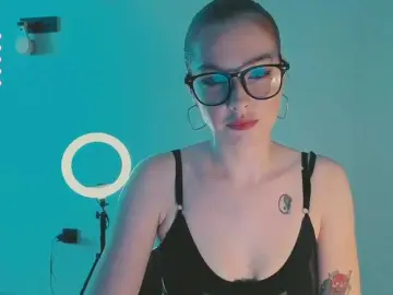 Narcissism  live sex cam