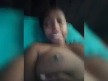 Blackbitch001  live sex cam