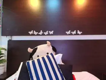 Gabriela-meow  live sex cam