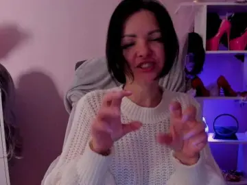 Mollybrunett  live sex cam