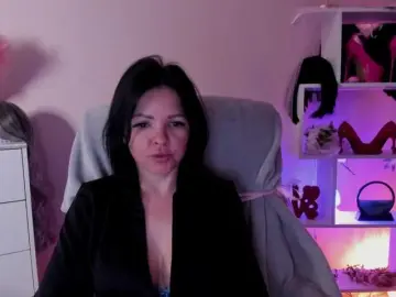 Mollybrunett  live sex cam