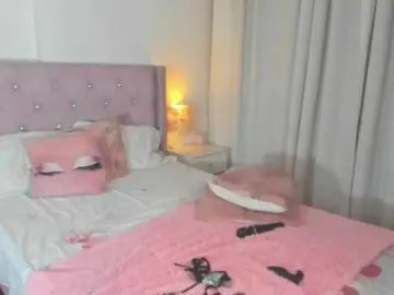 Destinysweet  live sex cam