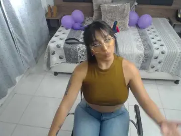 Miss-charlott-18  live sex cam