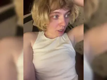 A-Huli  live sex cam