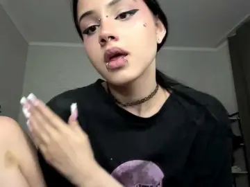 ArlaReily  live sex cam