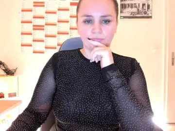 Elieen2  live sex cam