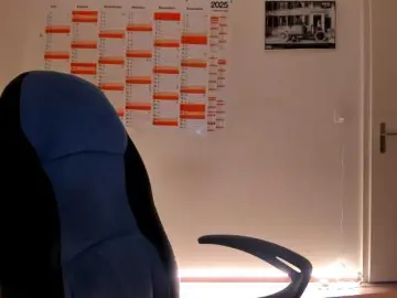 Elieen2  live sex cam