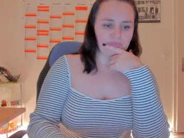 Elieen2  live sex cam