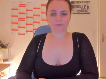 Elieen2  live sex cam