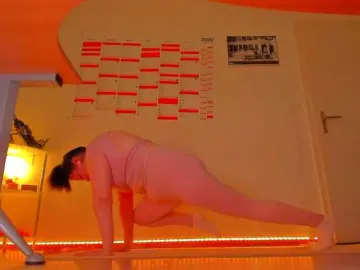 Elieen2  live sex cam