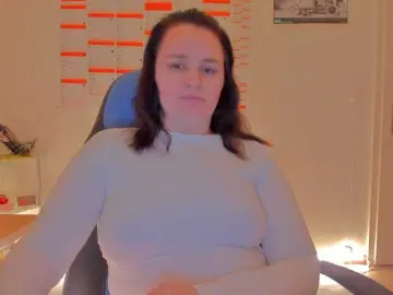 Elieen2  live sex cam