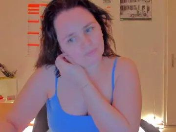 Elieen2  live sex cam