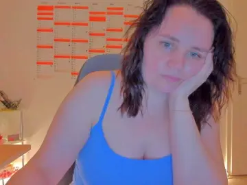 Elieen2  live sex cam