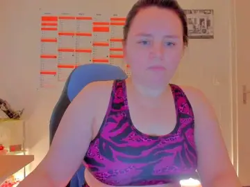 Elieen2  live sex cam