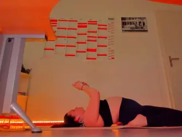 Elieen2  live sex cam