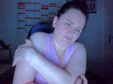 Elieen2  live sex cam