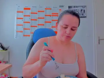 Elieen2  live sex cam