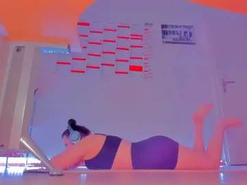 Elieen2  live sex cam