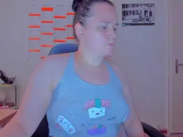Elieen2  live sex cam