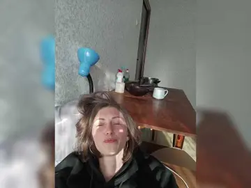 Lisann  live sex cam