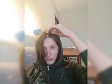 Lisann  live sex cam