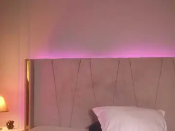 MiriamFoxx  live sex cam