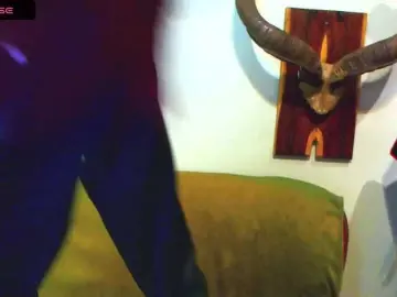 Natussi  live sex cam