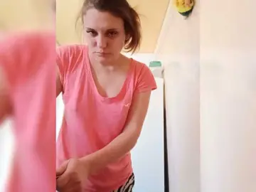Tatiana-zlove28  live sex cam