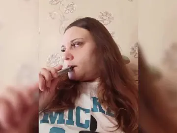 Tatiana-zlove28  live sex cam