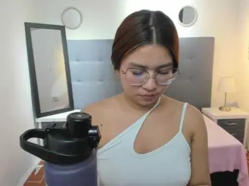 Chaneelstark  live sex cam